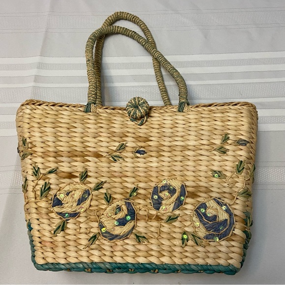 Straw Womens Tote Bag with zippered closure and interior zippered pocket EUC - Picture 1 of 10